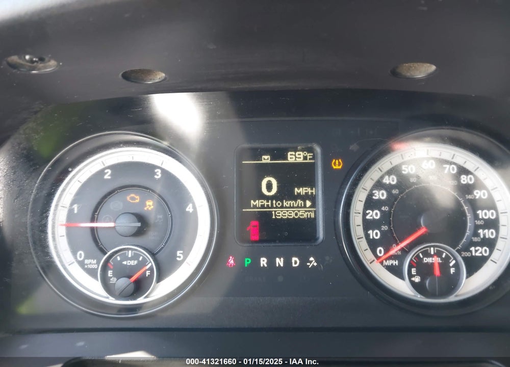 2013 RAM 2500 TRADESMAN VIN: 3C6UR4HL6DG570123