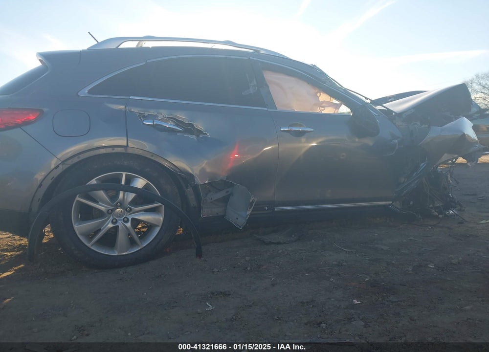 2015 INFINITI QX70 VIN: JN8CS1MWXFM480470