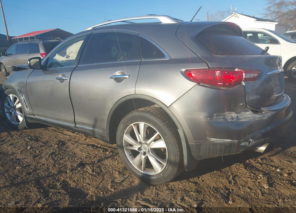 2015 INFINITI QX70 VIN: JN8CS1MWXFM480470
