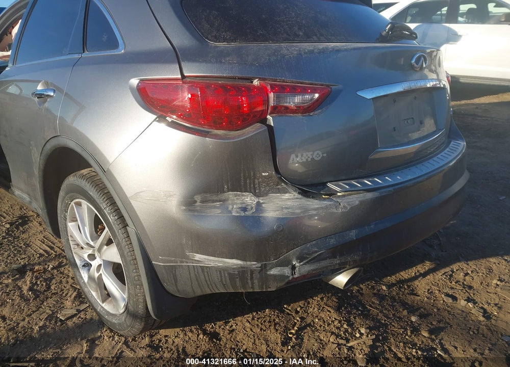 2015 INFINITI QX70 VIN: JN8CS1MWXFM480470