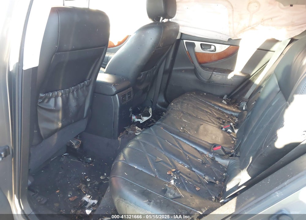 2015 INFINITI QX70 VIN: JN8CS1MWXFM480470