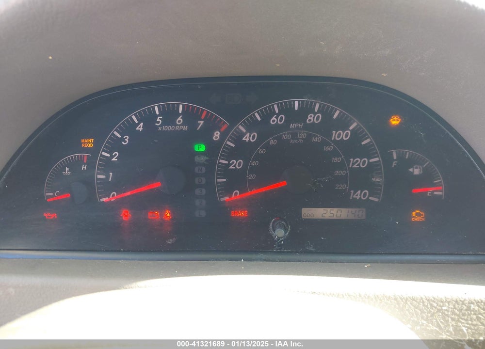 2005 TOYOTA CAMRY LE VIN: 4T1BE32K05U577570