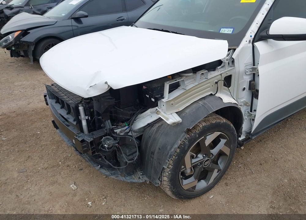 2022 HYUNDAI VENUE SEL VIN: KMHRC8A34NU168595