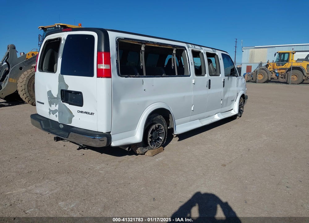 2003 CHEVROLET EXPRESS VIN: 1GAHG39U131229543