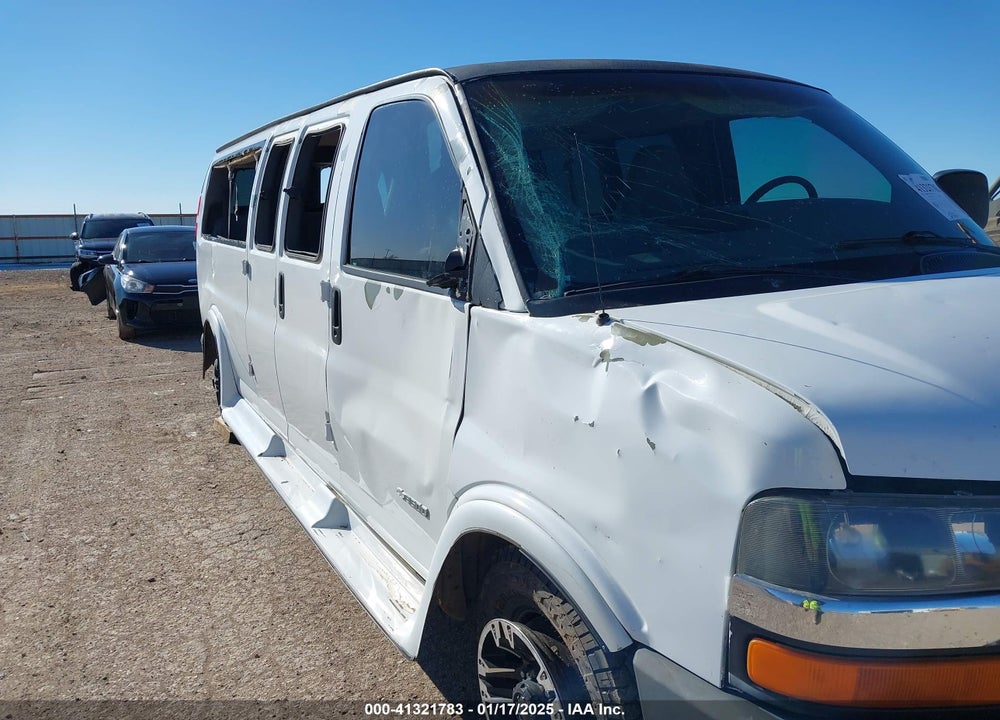 2003 CHEVROLET EXPRESS VIN: 1GAHG39U131229543