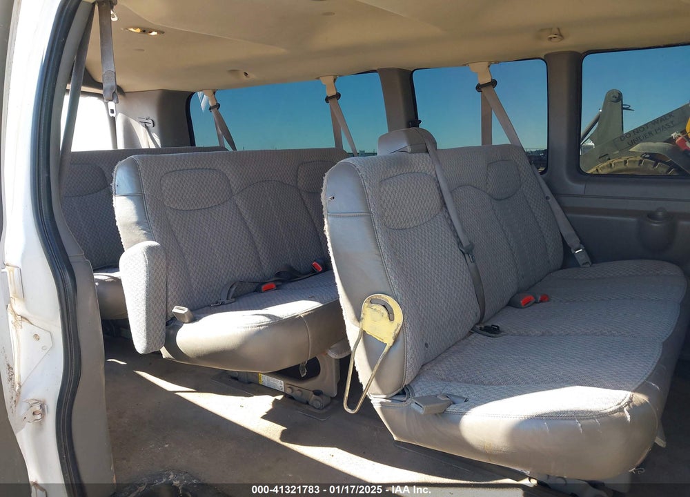 2003 CHEVROLET EXPRESS VIN: 1GAHG39U131229543
