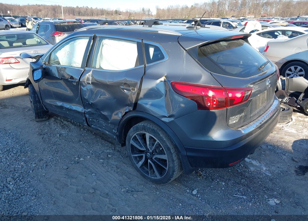 2017 NISSAN ROGUE SPORT SL VIN: JN1BJ1CP8HW020870
