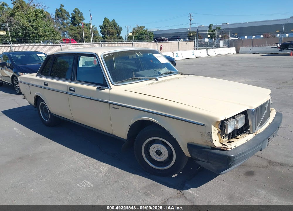 1984 VOLVO 244 VIN: YV1AX8840E1045991