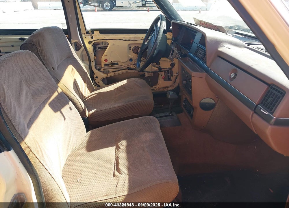 1984 VOLVO 244 VIN: YV1AX8840E1045991
