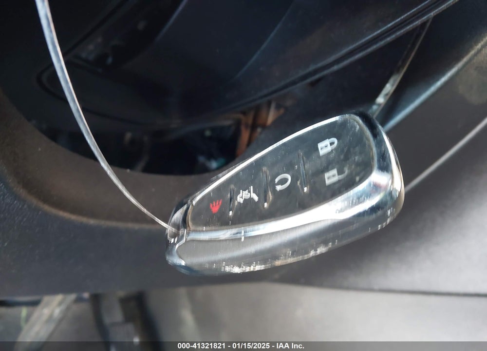 2019 CHEVROLET EQUINOX LT VIN: 3GNAXLEX4KL253147