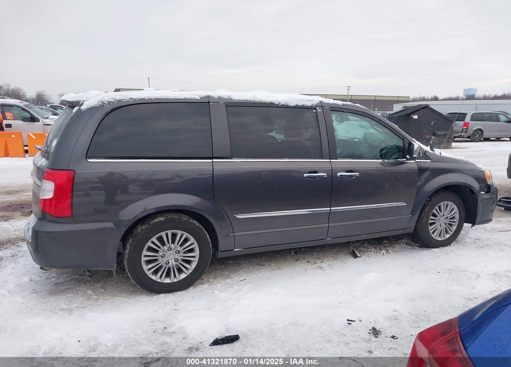 2016 CHRYSLER TOWN & COUNTRY TOURING-L ANNIVERSARY EDITION VIN: 2C4RC1CGXGR166538