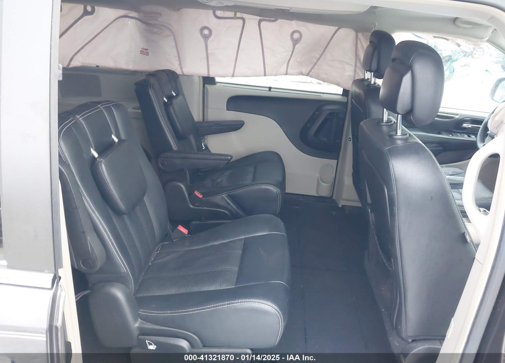 2016 CHRYSLER TOWN & COUNTRY TOURING-L ANNIVERSARY EDITION VIN: 2C4RC1CGXGR166538