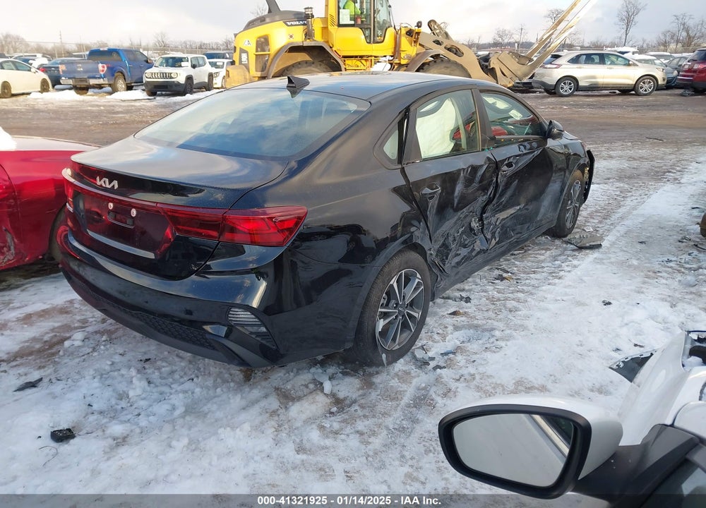 2024 KIA FORTE VIN: 3KPF24AD4RE812015