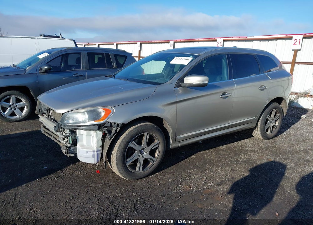 2015 VOLVO XC60 T6 PLATINUM VIN: YV4902RM4F2733932
