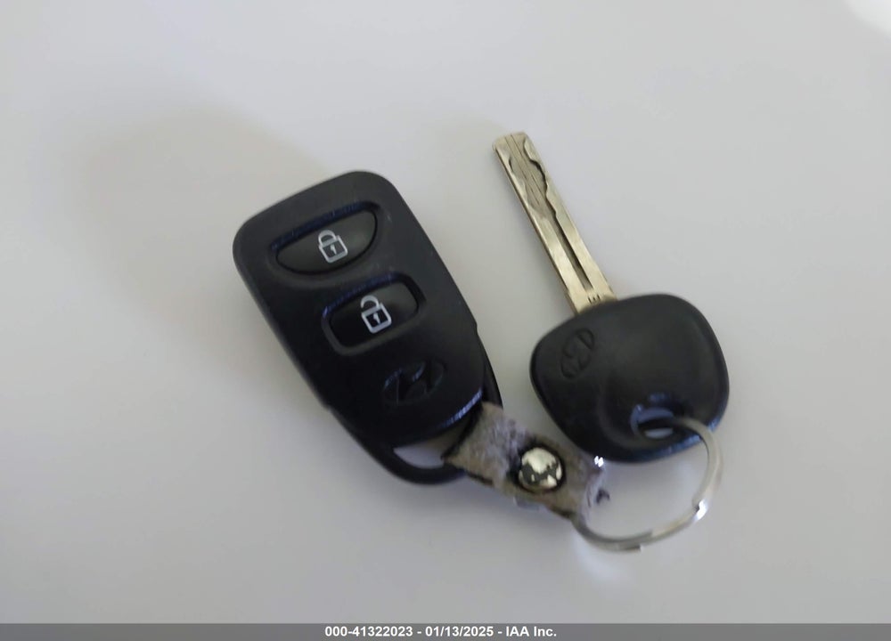 2012 HYUNDAI TUCSON GLS VIN: KM8JU3AC5CU524787