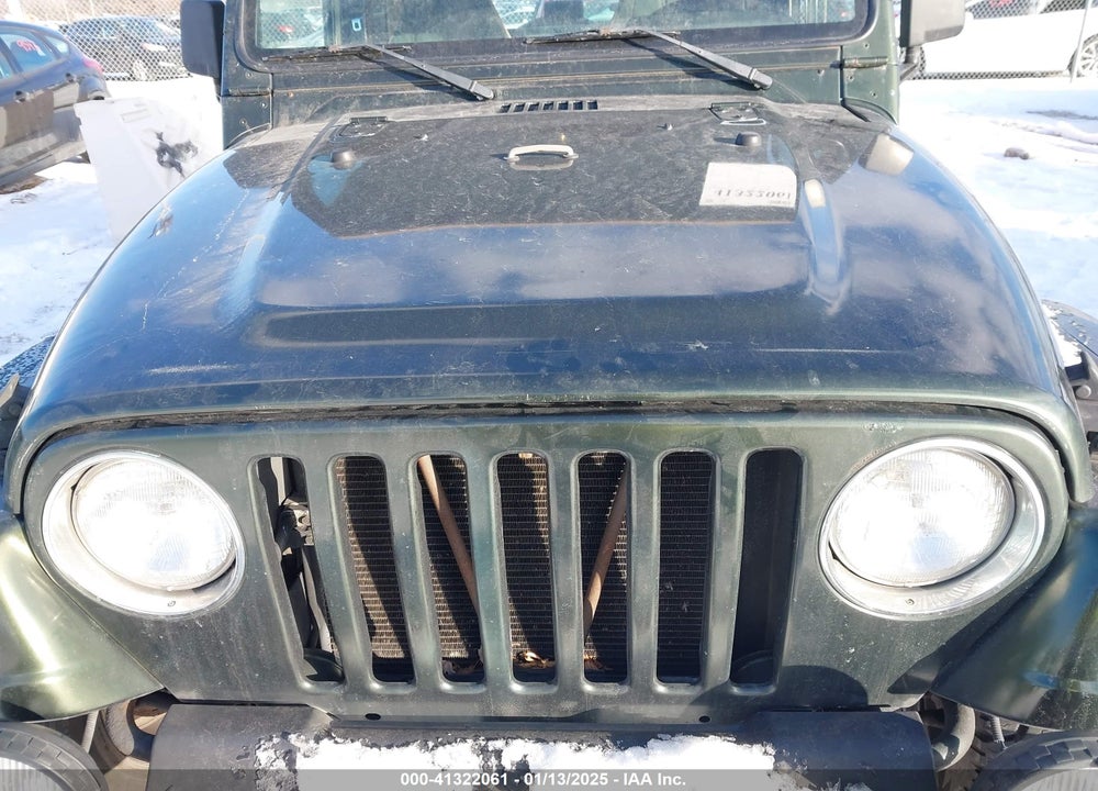1998 JEEP WRANGLER SAHARA VIN: 1J4FY49S4WP774891