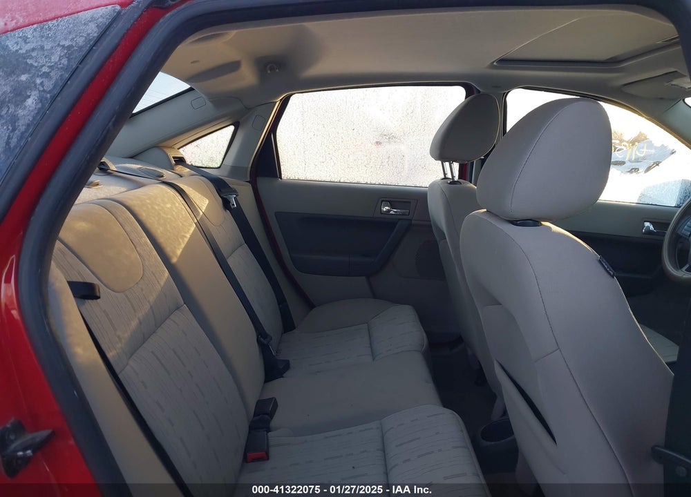 2008 FORD FOCUS SE VIN: 1FAHP35N38W200342