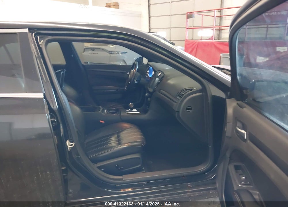 2013 CHRYSLER 300 VIN: 2C3CCABG7DH590966