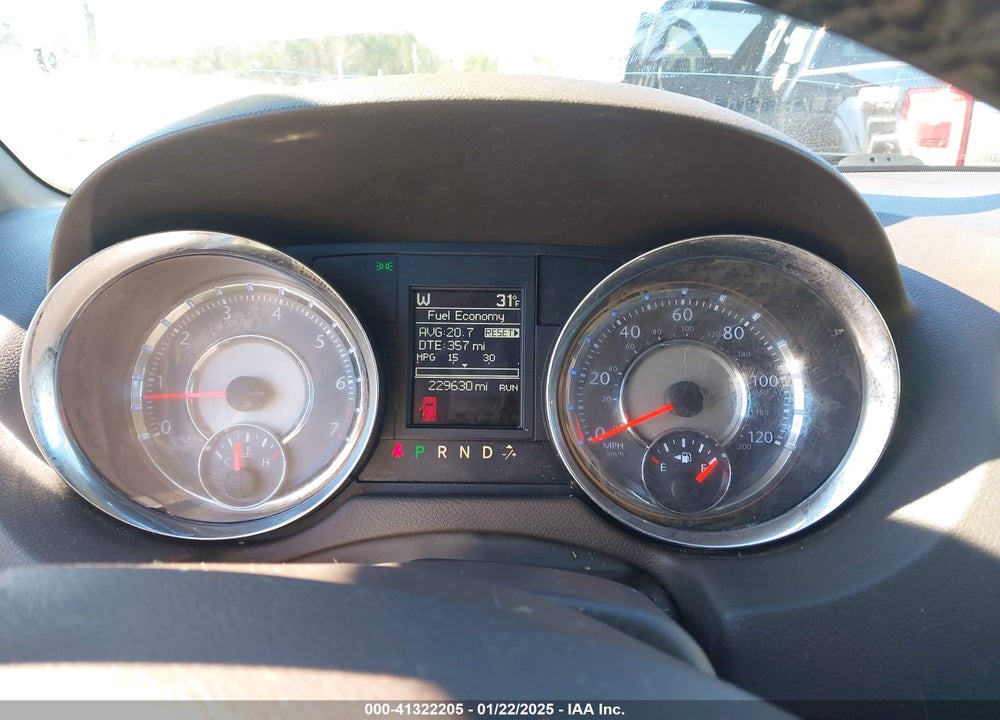 2014 CHRYSLER TOWN & COUNTRY TOURING VIN: 2C4RC1BG2ER269824