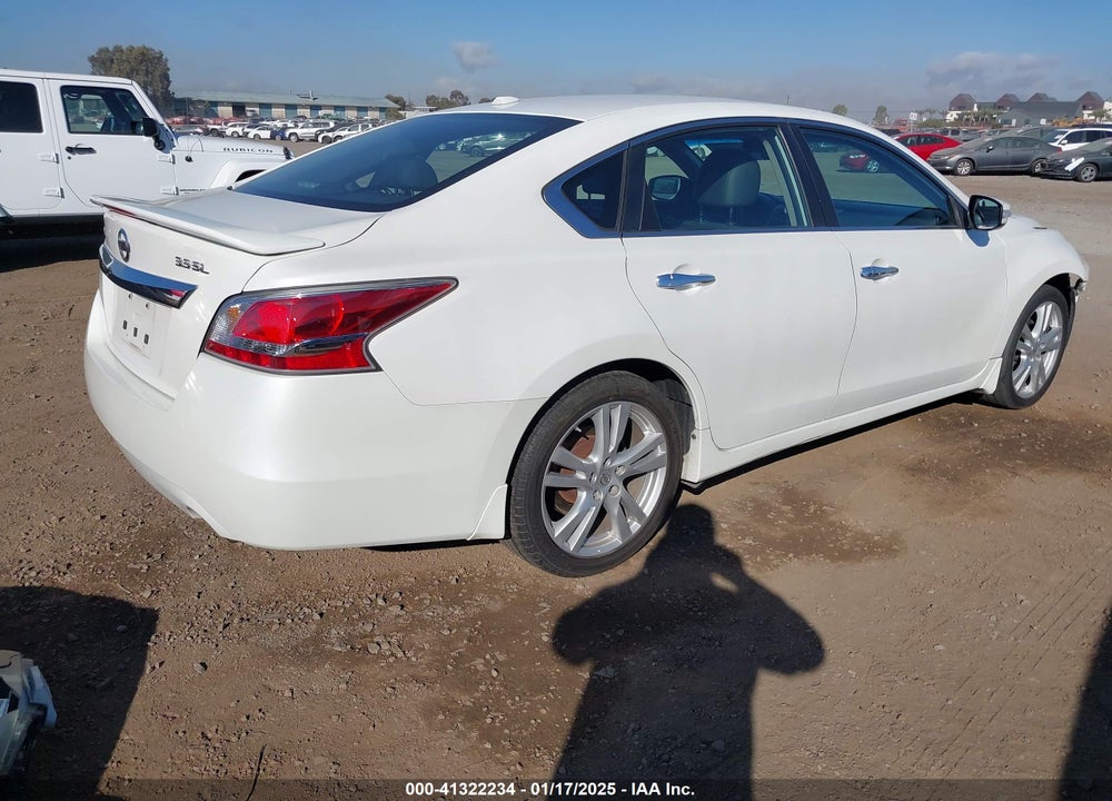 2014 NISSAN ALTIMA 3.5 SL VIN: 1N4BL3AP4EC321547