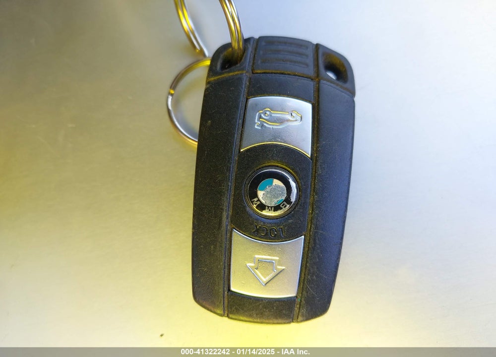 2011 BMW 328I VIN: WBAKE5C51BE573944