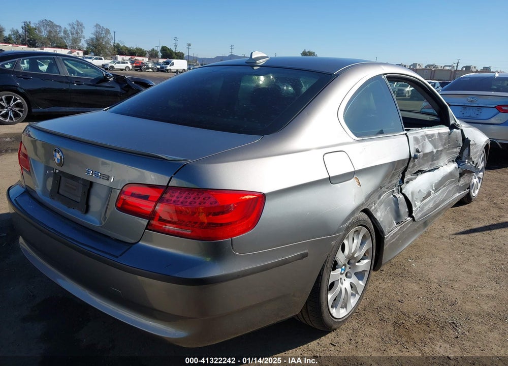 2011 BMW 328I VIN: WBAKE5C51BE573944