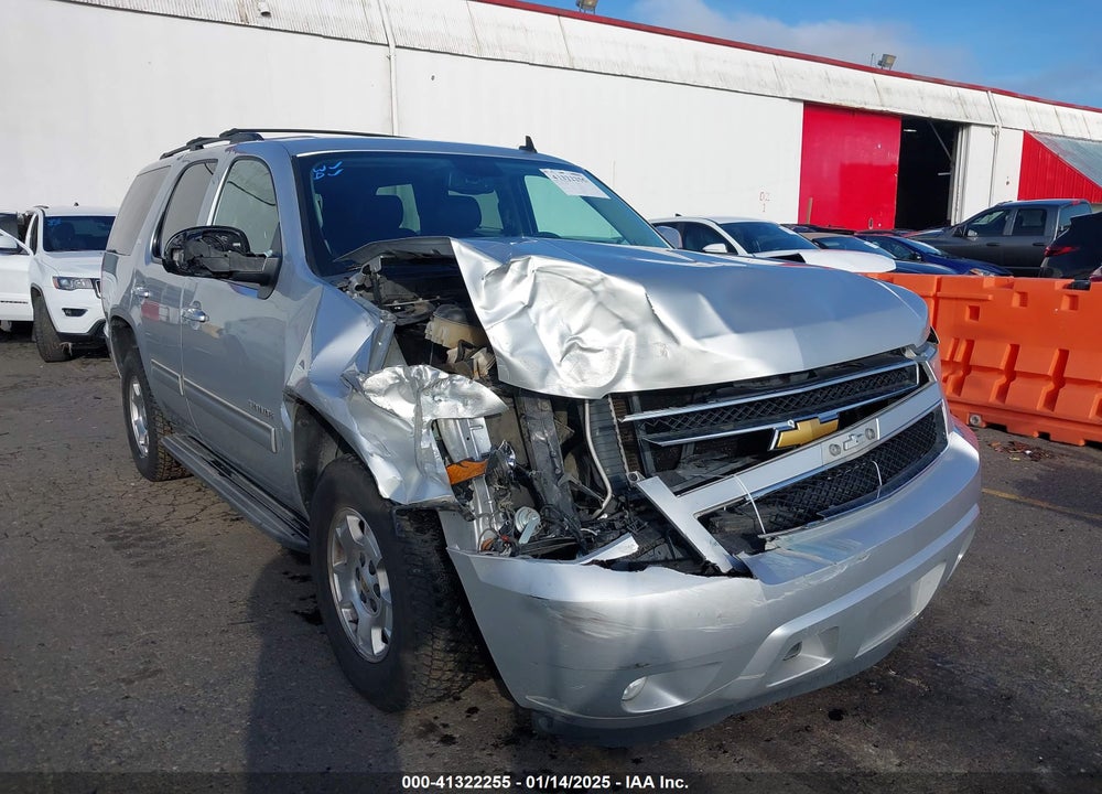 2014 CHEVROLET TAHOE LT VIN: 1GNSKBE04ER197644