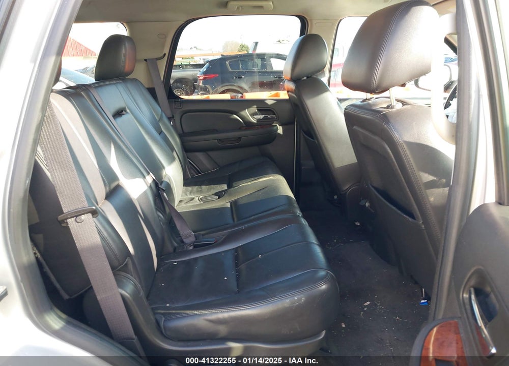 2014 CHEVROLET TAHOE LT VIN: 1GNSKBE04ER197644