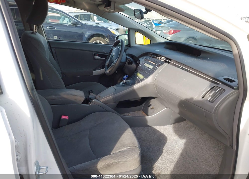 2011 TOYOTA PRIUS VIN: JTDKN3DUXB0310927