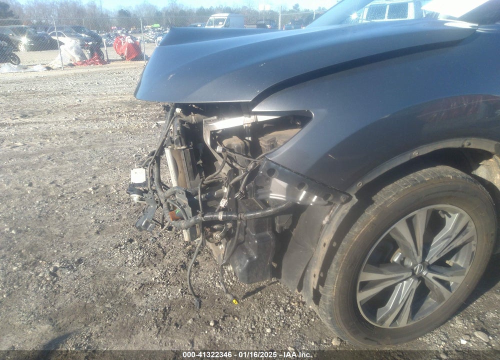 2018 NISSAN ROGUE VIN: JN8AT2MTXJW463956