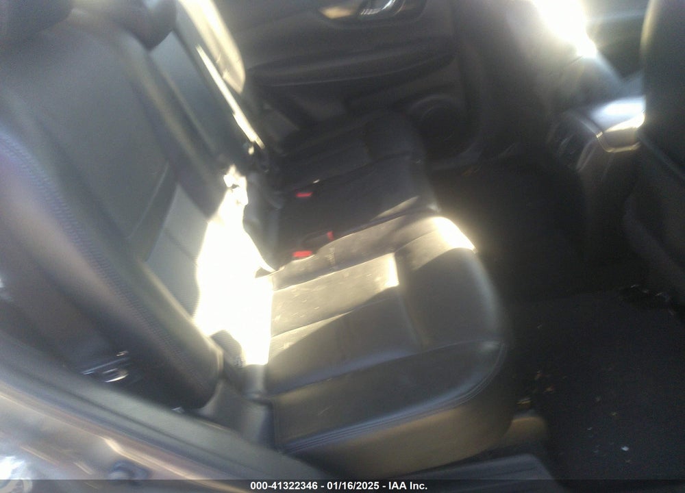 2018 NISSAN ROGUE VIN: JN8AT2MTXJW463956