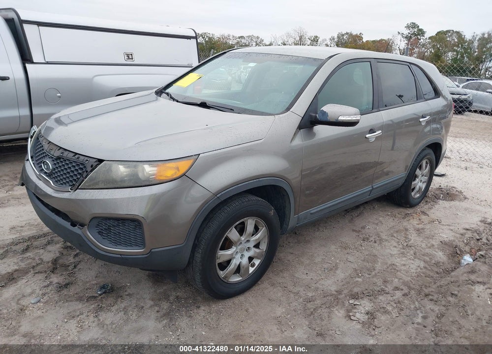 2012 KIA SORENTO LX VIN: 5XYKT3A13CG194692