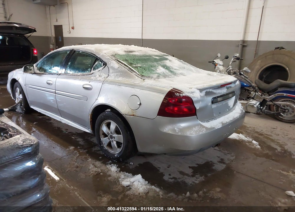 2006 PONTIAC GRAND PRIX VIN: 2G2WP552261114239