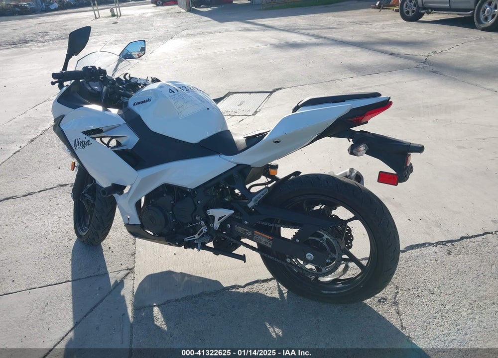 2020 KAWASAKI EX400 VIN: JKAEXKG11LDA74257