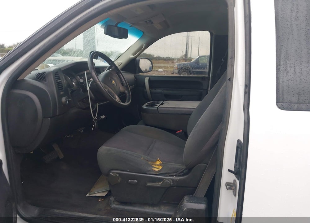 2011 CHEVROLET SILVERADO 1500 VIN: 1GCRKSE36BZ218510