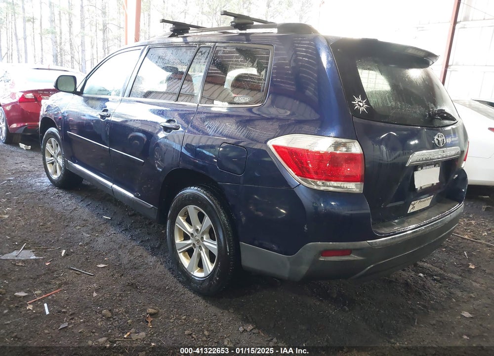2011 TOYOTA HIGHLANDER VIN: 5TDBK3EH4BS054937