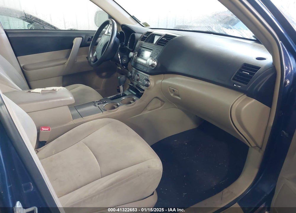 2011 TOYOTA HIGHLANDER VIN: 5TDBK3EH4BS054937