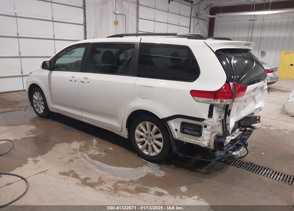 2013 TOYOTA SIENNA LE 7 PASSENGER VIN: 5TDJK3DC2DS049479