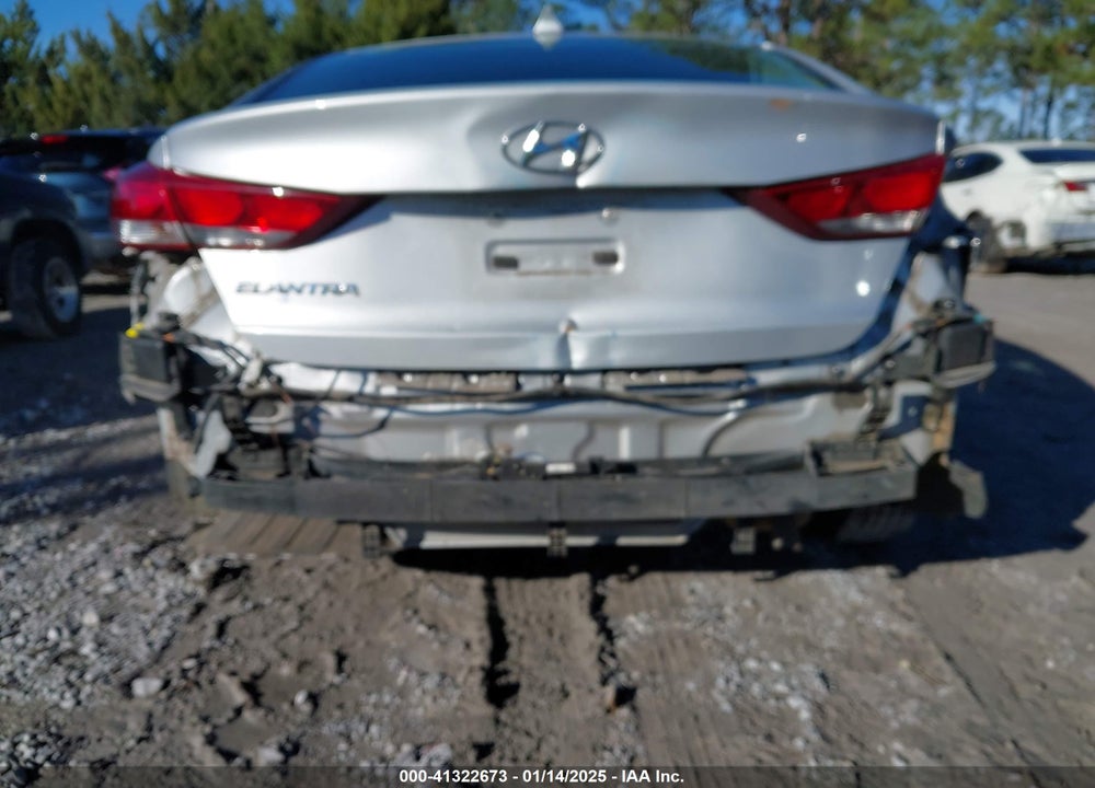 2018 HYUNDAI ELANTRA VIN: KMHD84LF1JU619665