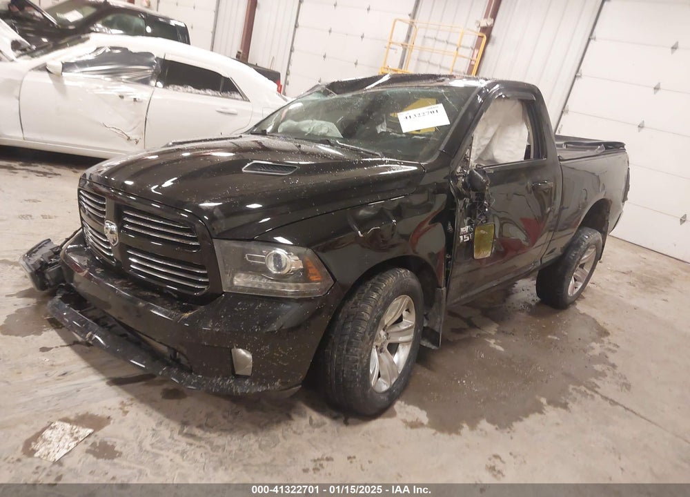 2014 RAM 1500 VIN: 3C6JR7CT6EG333032