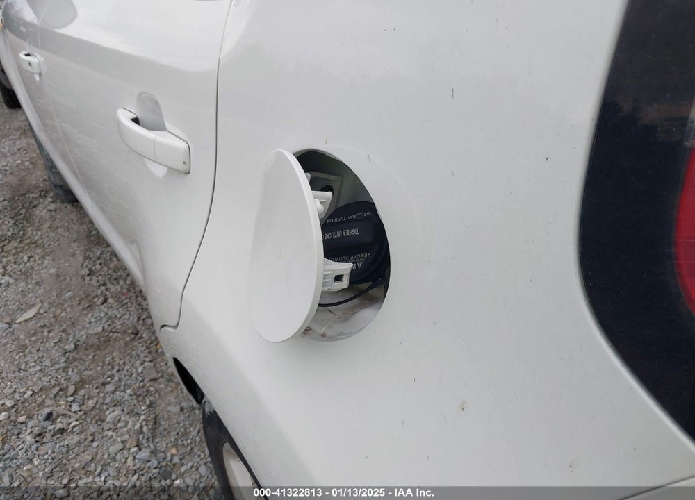 2019 KIA SOUL VIN: KNDJN2A24K7908432