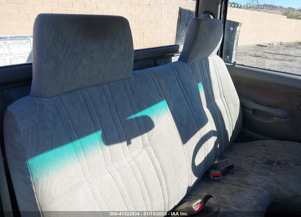 2002 TOYOTA TACOMA VIN: 5TENL42N62Z016977
