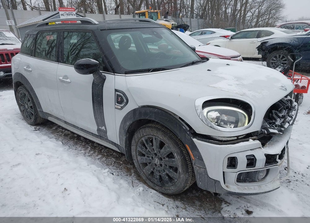 2020 MINI COUNTRYMAN COOPER S VIN: WMZYX1C00L3L53146