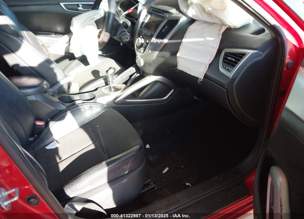2013 HYUNDAI VELOSTER VIN: KMHTC6AD0DU156817