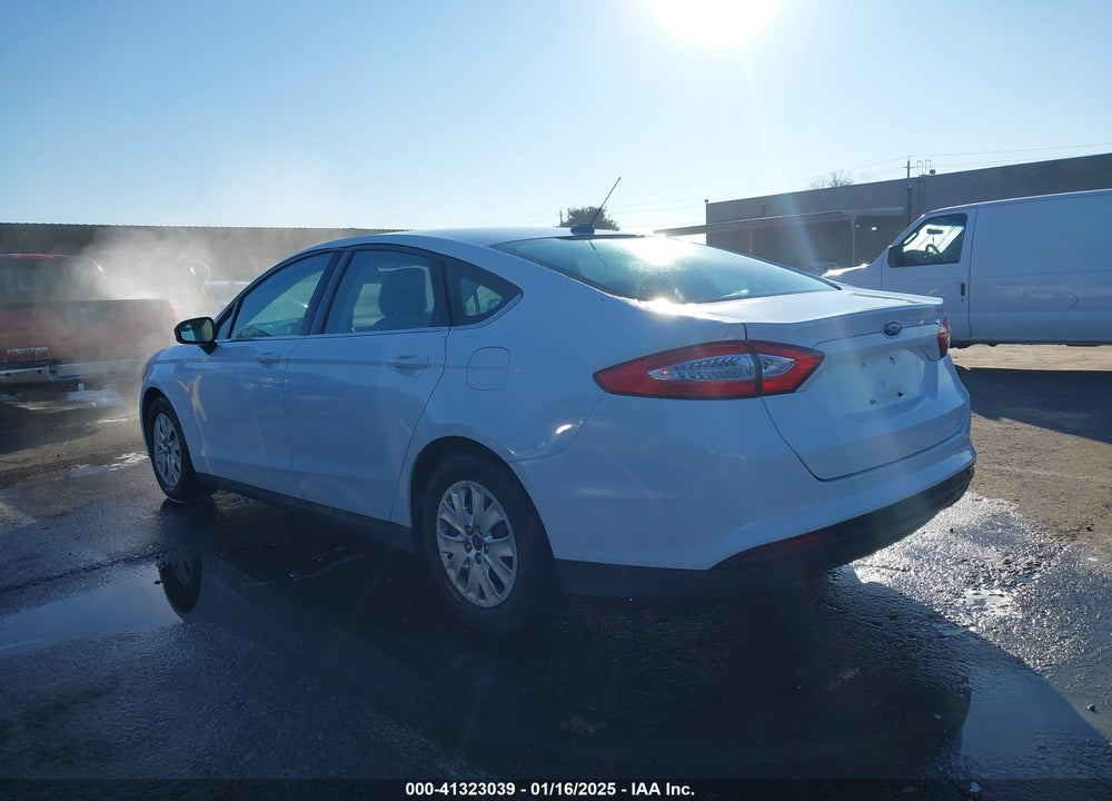2013 FORD FUSION S VIN: 3FA6P0G73DR325746