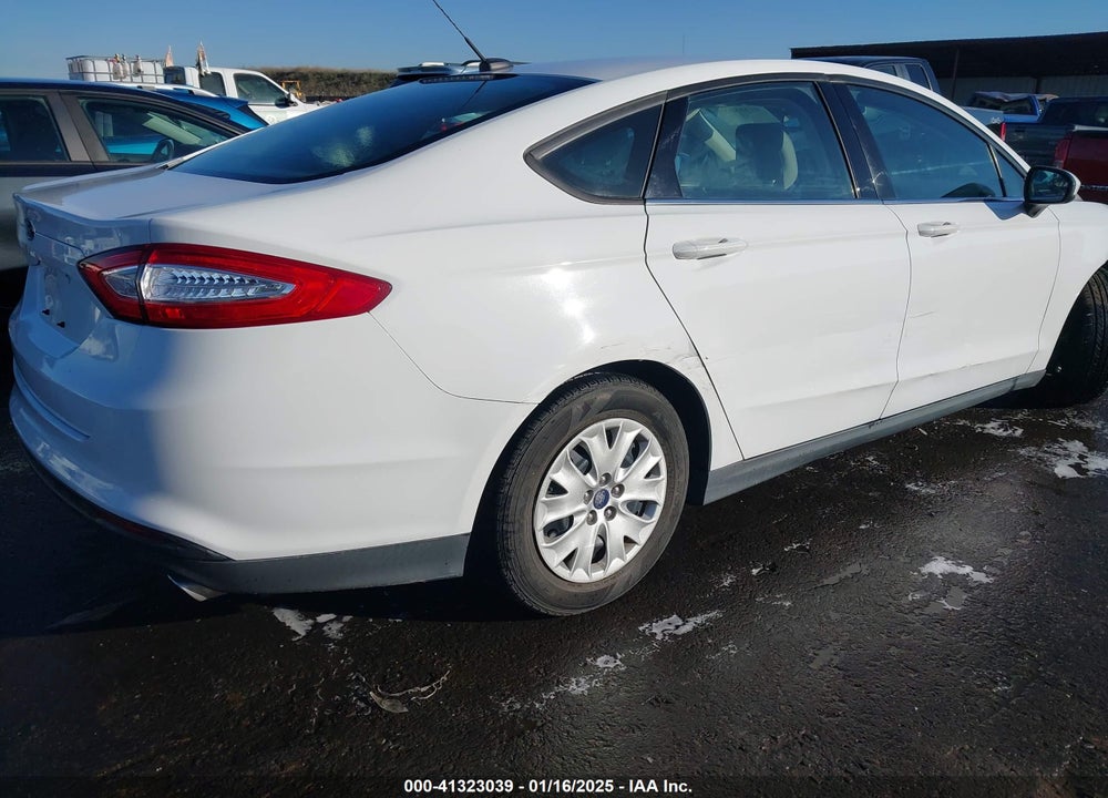 2013 FORD FUSION S VIN: 3FA6P0G73DR325746
