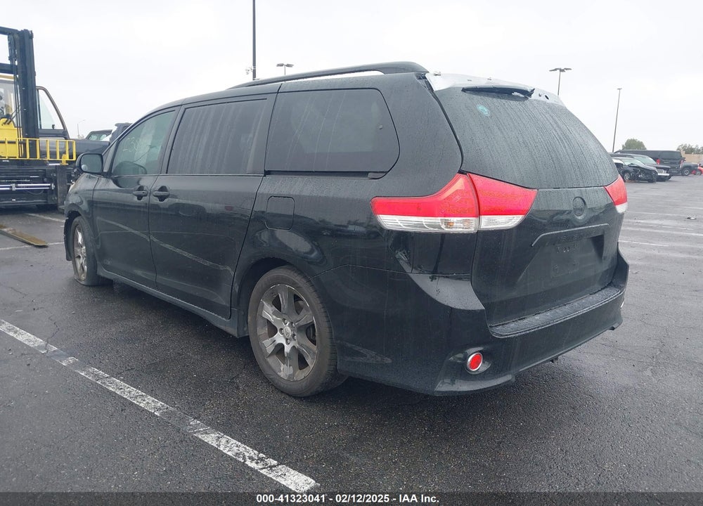 2011 TOYOTA SIENNA SPORT VIN: 5TDXK3DC9BS059174