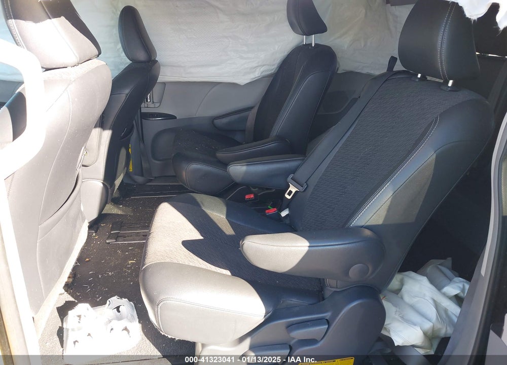 2011 TOYOTA SIENNA SPORT VIN: 5TDXK3DC9BS059174