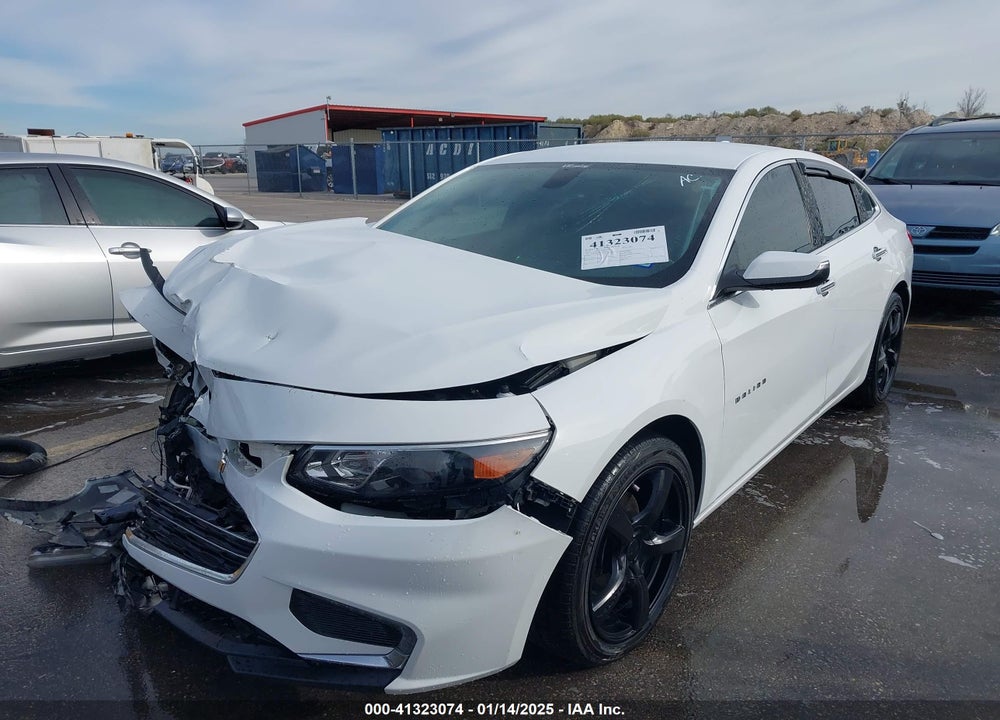 2018 CHEVROLET MALIBU LT VIN: 1G1ZD5ST2JF140378
