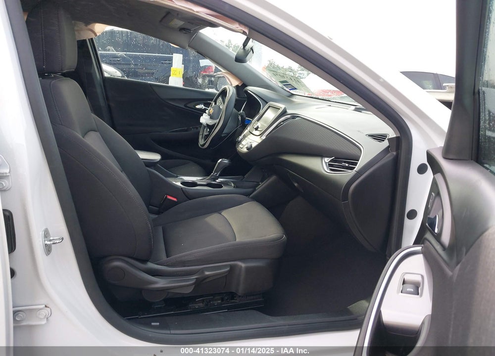 2018 CHEVROLET MALIBU LT VIN: 1G1ZD5ST2JF140378